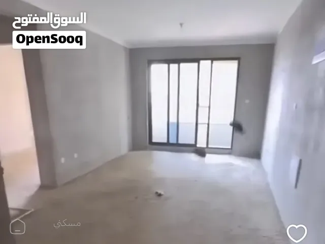 شقه ارضي مدخل مستقل وحديقه وكراج عائله موظف