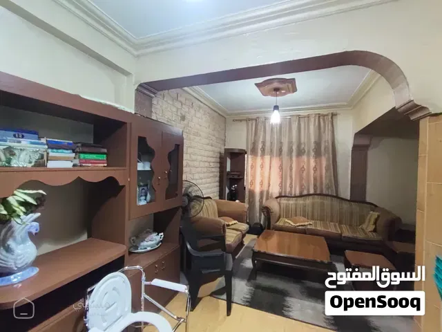 للبيع شقة مفروزة بيت مستقل مع حديقة في السلط السلالم قريبة من إشارة السلالم