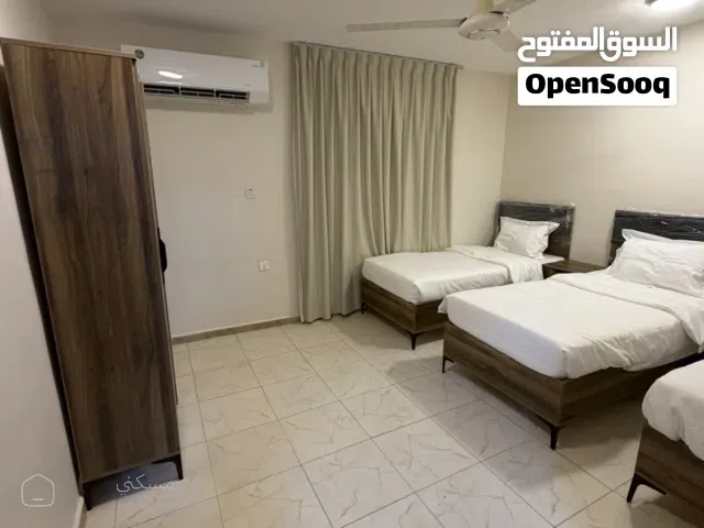 شقة فندقية مقابل البحر شارع كورنيش بجانب شارع كتاكيت بجانب احمد المصري