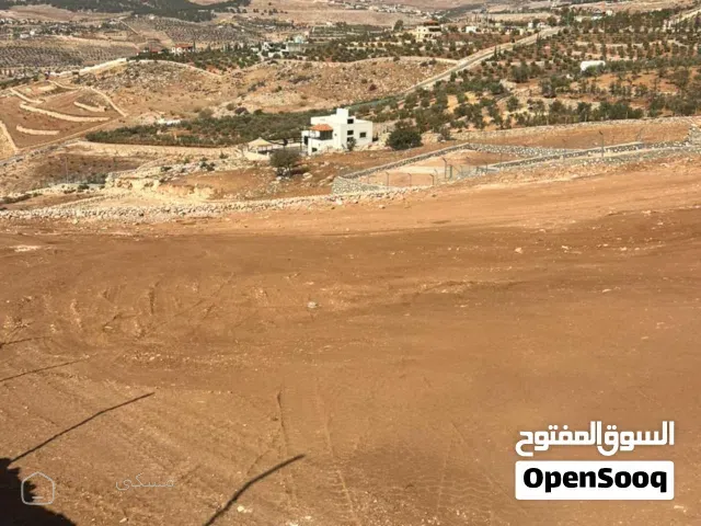 ارض في العنيبه منبسطة اطلاله عاليه على المدينة السياحية والغرب
