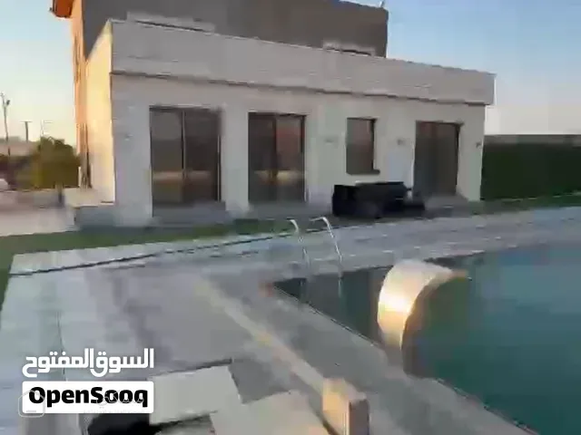 فيلا - مزرعة للبيع وبسعر ممتاز ومستقبل جيد بين شارع 100 ومدينة عمره الجديده