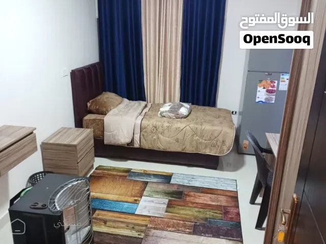 متوفر استديو سوبر ديلوكس من المالك مباشره بشارع الجامعه الاردنيه خلف ماكدونالدز