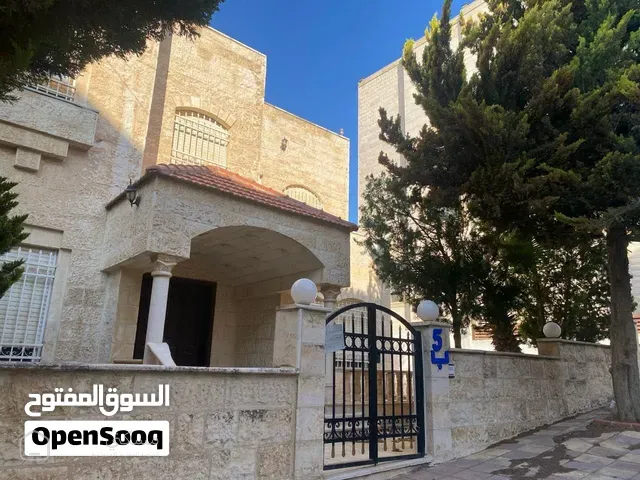 فيلا متلاصقة ديلوكس نظام امريكي غير مفروشة للإيجار - الجبيهة