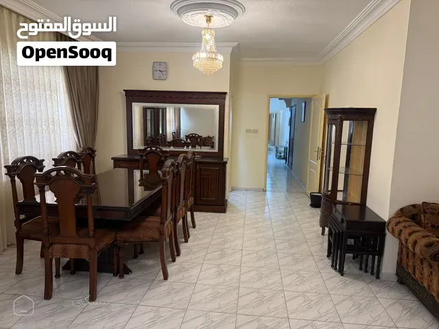 شقة مفروشة بموقع حيوي بضاحية الرشيد للإيجار للعائلات او سكن طالبات
