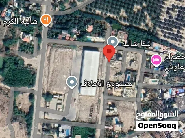 أرض مميزة للبيع 580 m لشاليه في أرقى مناطق الغور المشرفة لقطة