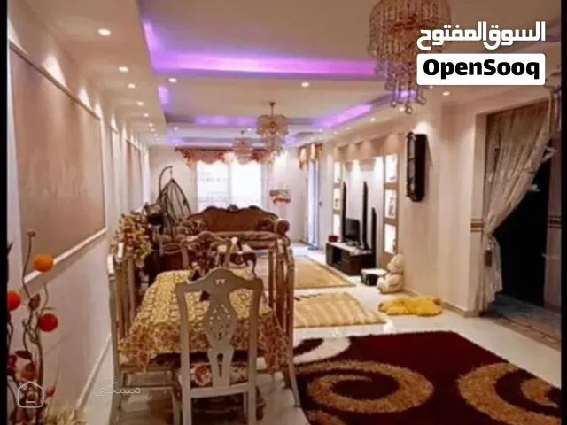 للبيع بحدائق الأهرام