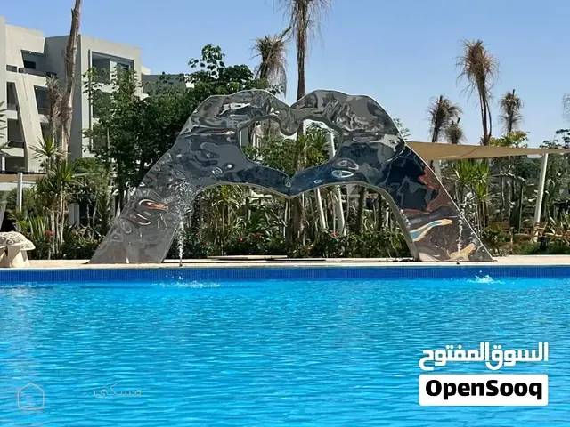شاليه للبيع 76م مقدم 167الف بالتقسط ع 10سنوات سكاي سيتي الجلاله elgalala city