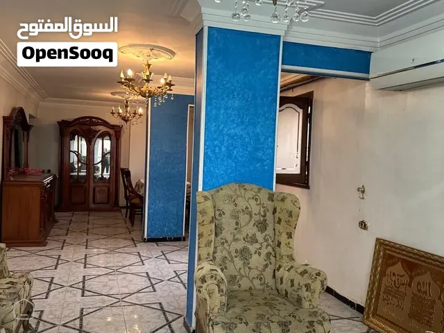 شقه ممتازه للايجار الجديد نصف فرش ثلاث مكيفات في حدائق القبه خلف كشري ابو ربيع جانبي من مصر والسودان