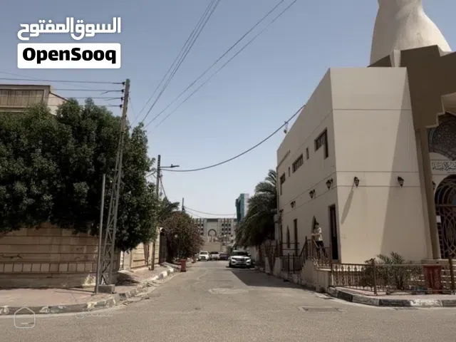 قطعة للبيع بالخربطلية قرب مول السلطان
