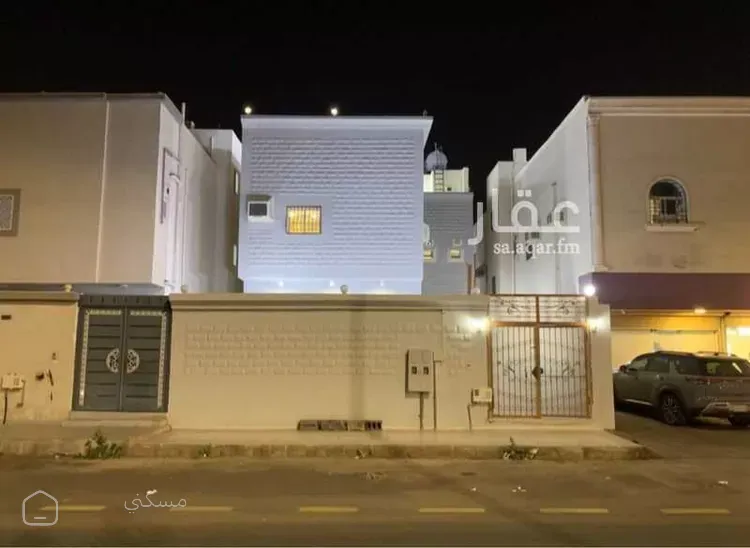 فيلا للإيجار في شارع احمد بن الحجاج