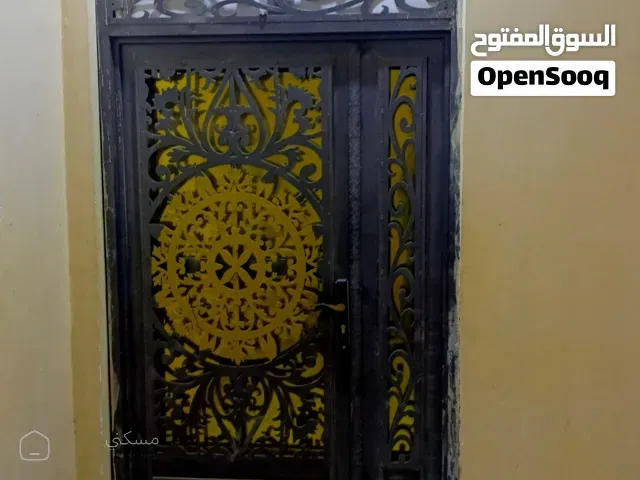 شقه للايجار الجنينه شارع البهو قرب مرطبات ابن العرندس