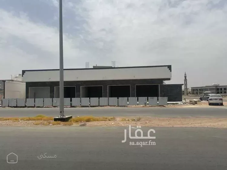 محل للإيجار في شارع بكر ابن عوف