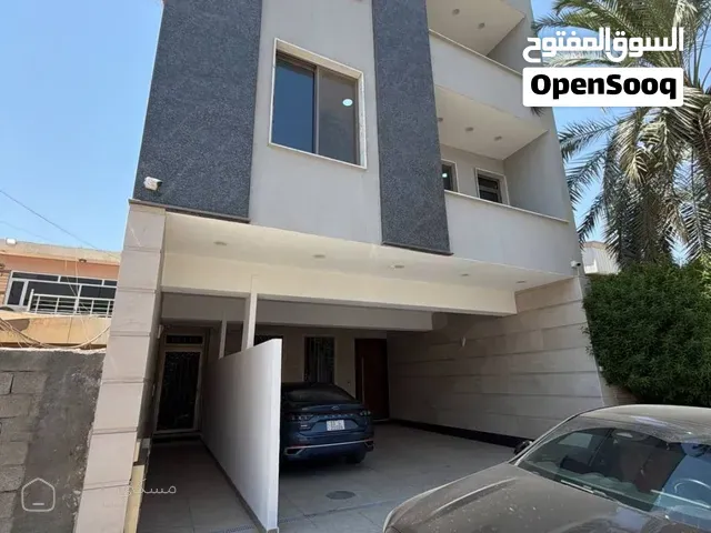 ايجار وحده سكنيه منطقه اليرموك قرب خدمي المطار