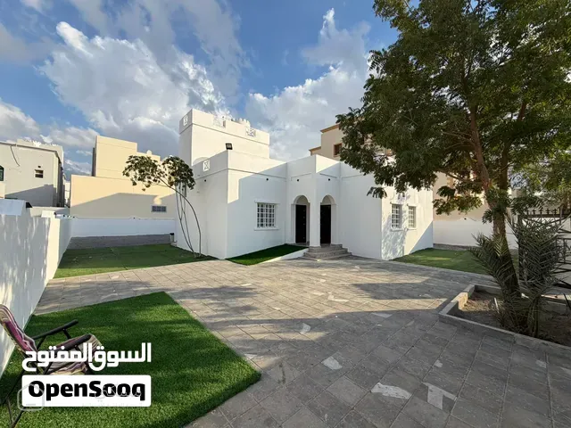منزل جميل مستقل للبيع في الخوض السادسة