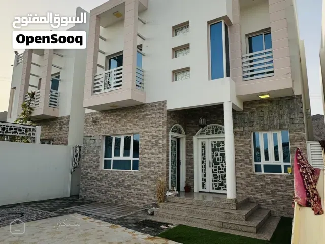 فيلا للبيع مع الاثاث في العامرت بالقرب من العقبة