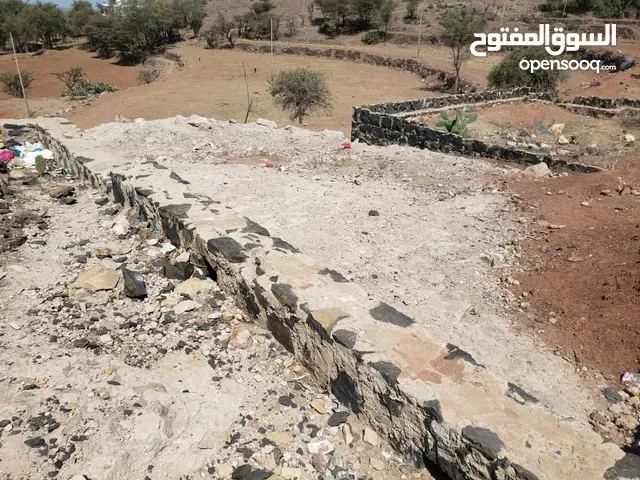 ارضية للبيع وبسعر مناسب ومنافس لاسعار الارض يحدد المكان والزمان من سعر بالقعيطي