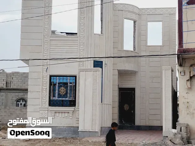 فله سكنيه للبيع مساحة خمس لبن حر عمل شخصي سعر عرطه للمشتري الجاد