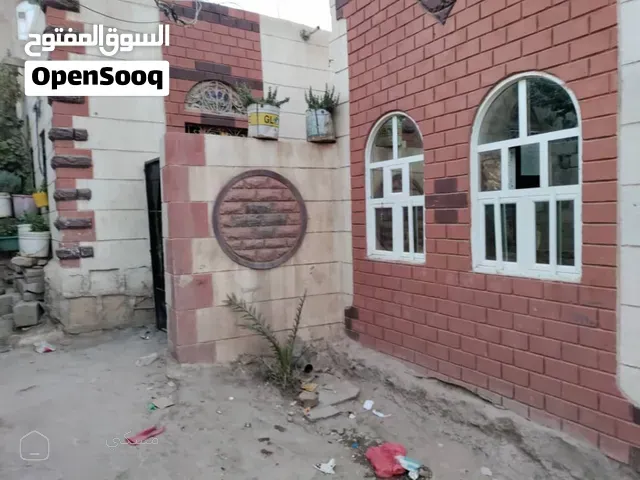 منازل مغريه جداً وبسعر مناسب اغتنموو الفرصه