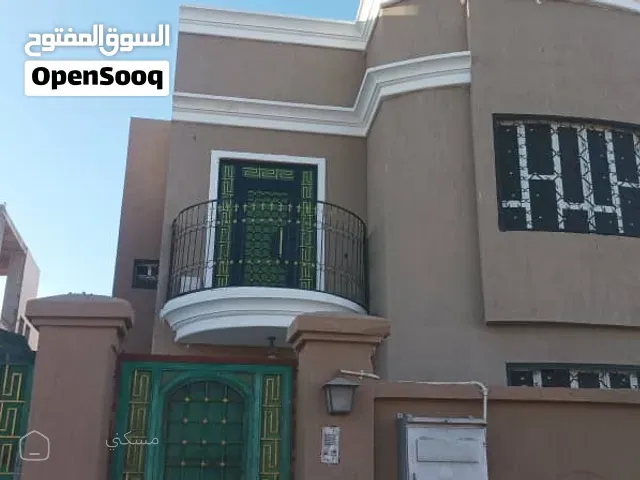 فلة عرطة في مدينة درة عدن واجهه بحرية دورين وملحق