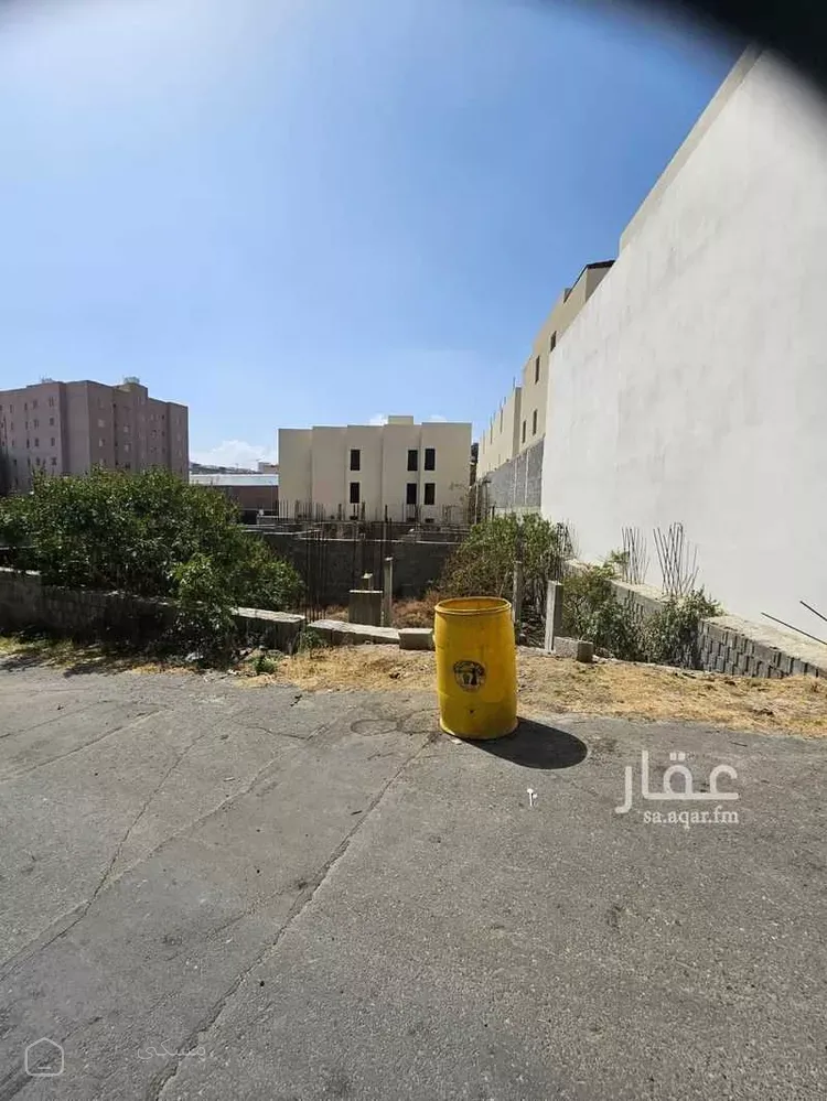 أرض للبيع في شارع السبلة