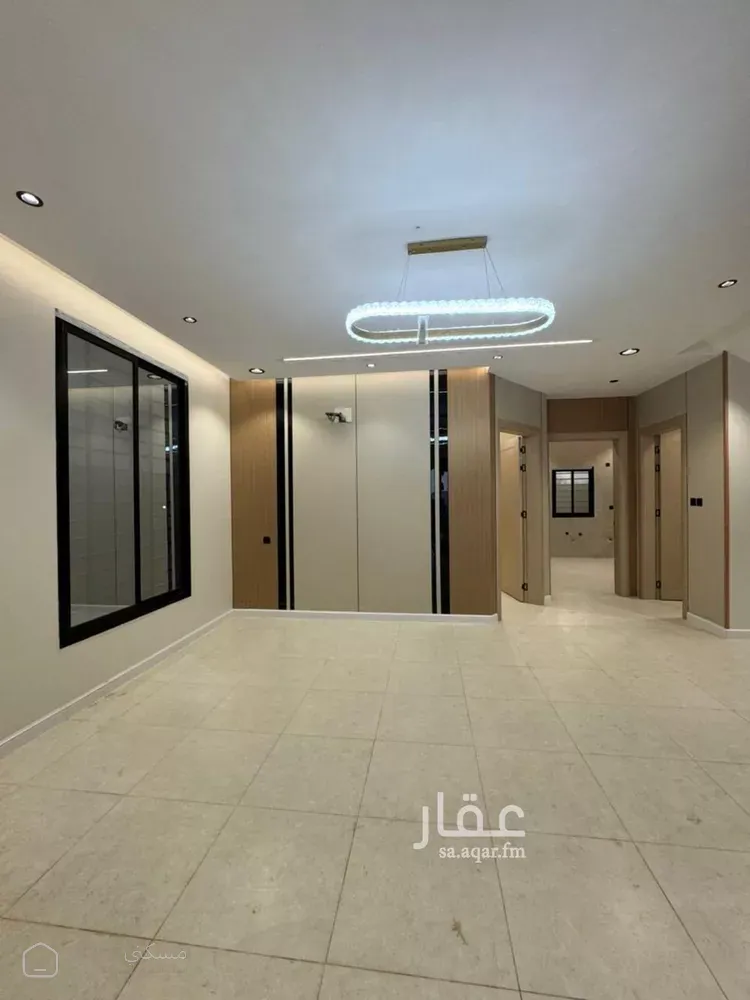 فيلا للبيع في شارع المهدج 357