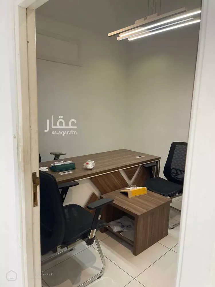 محل للإيجار في شارع طريق الملك عبدالعزيز