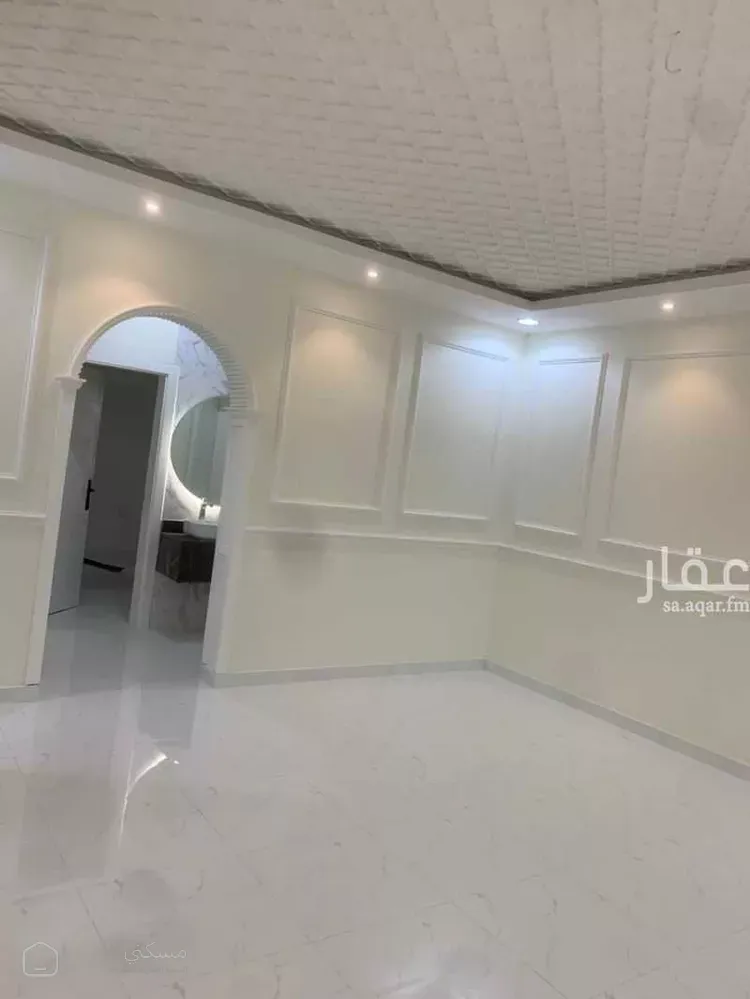 شقة للبيع في شارع اشبيليه 200
