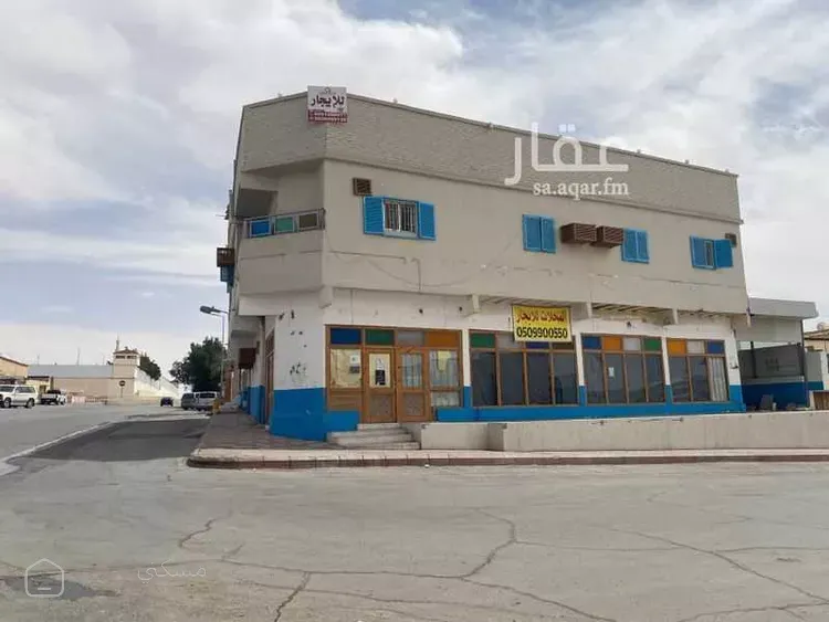 محل للإيجار في شارع ابن سيناء